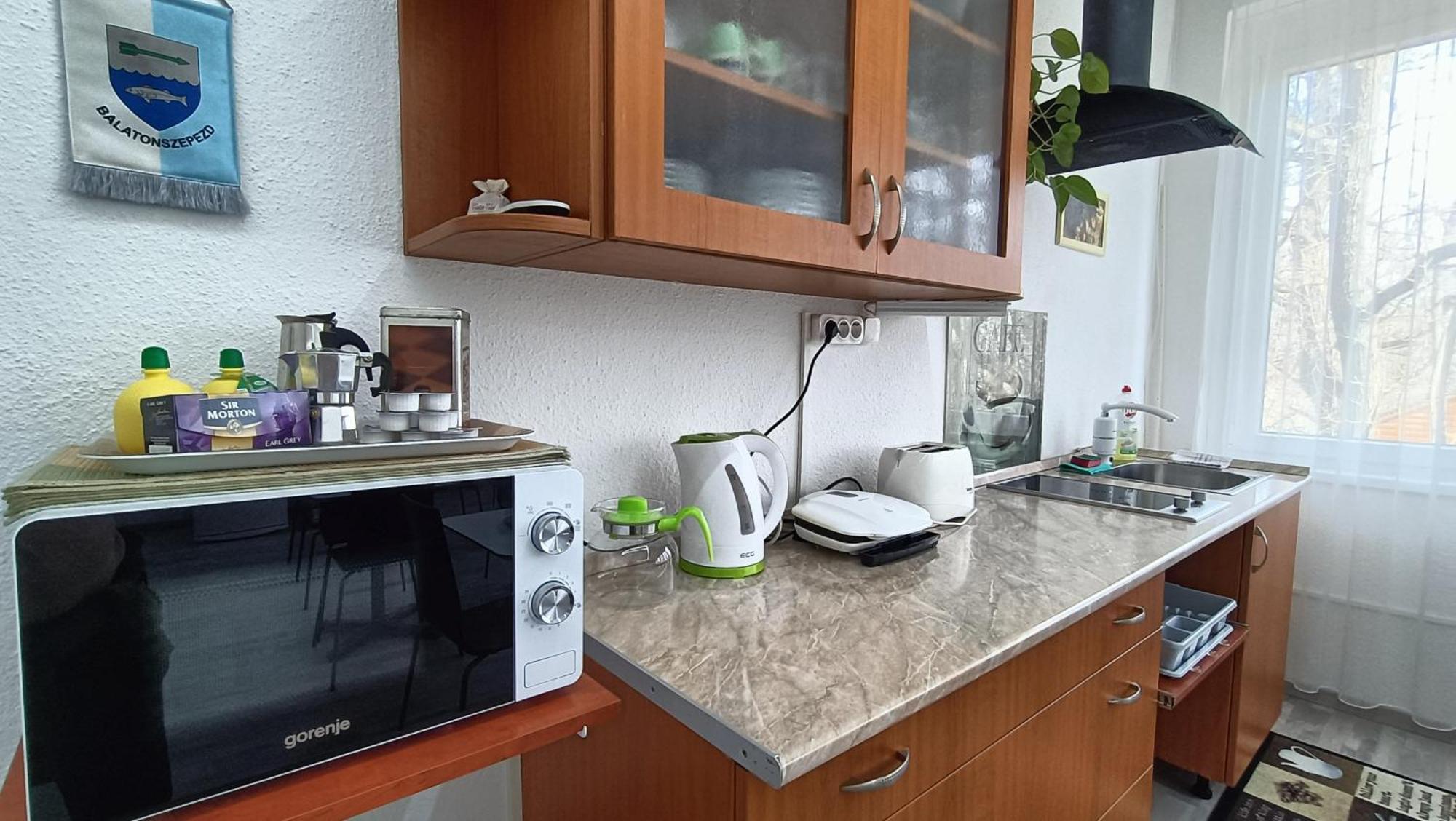 Hotel Toelgyfa Vendeghaz Balatonszepezd Exteriér fotografie